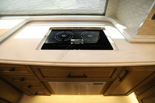 2026 Newmar London Aire 4569