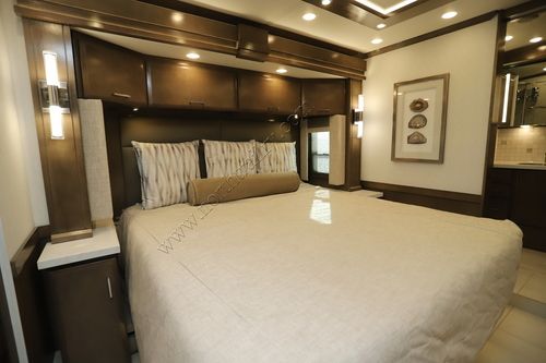 2026 Newmar Mountain Aire 3825