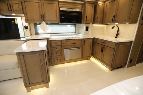 2026 Newmar London Aire 4569