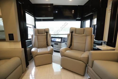 2026 Newmar Mountain Aire 4118