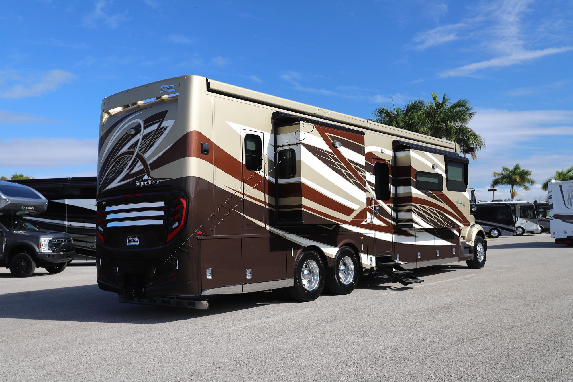 Used 2023 Newmar Supreme Aire 4530 Super C  For Sale