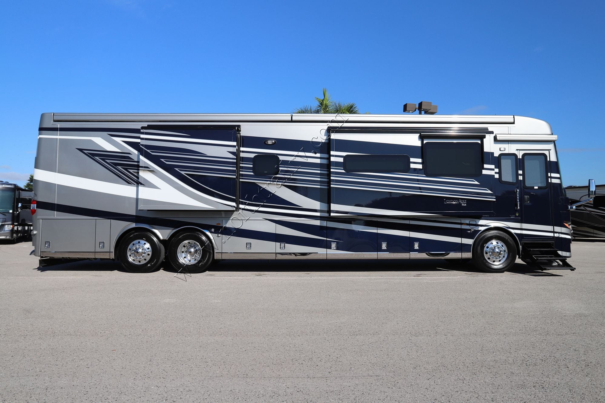 New 2026 Newmar London Aire 4569 Class A  For Sale