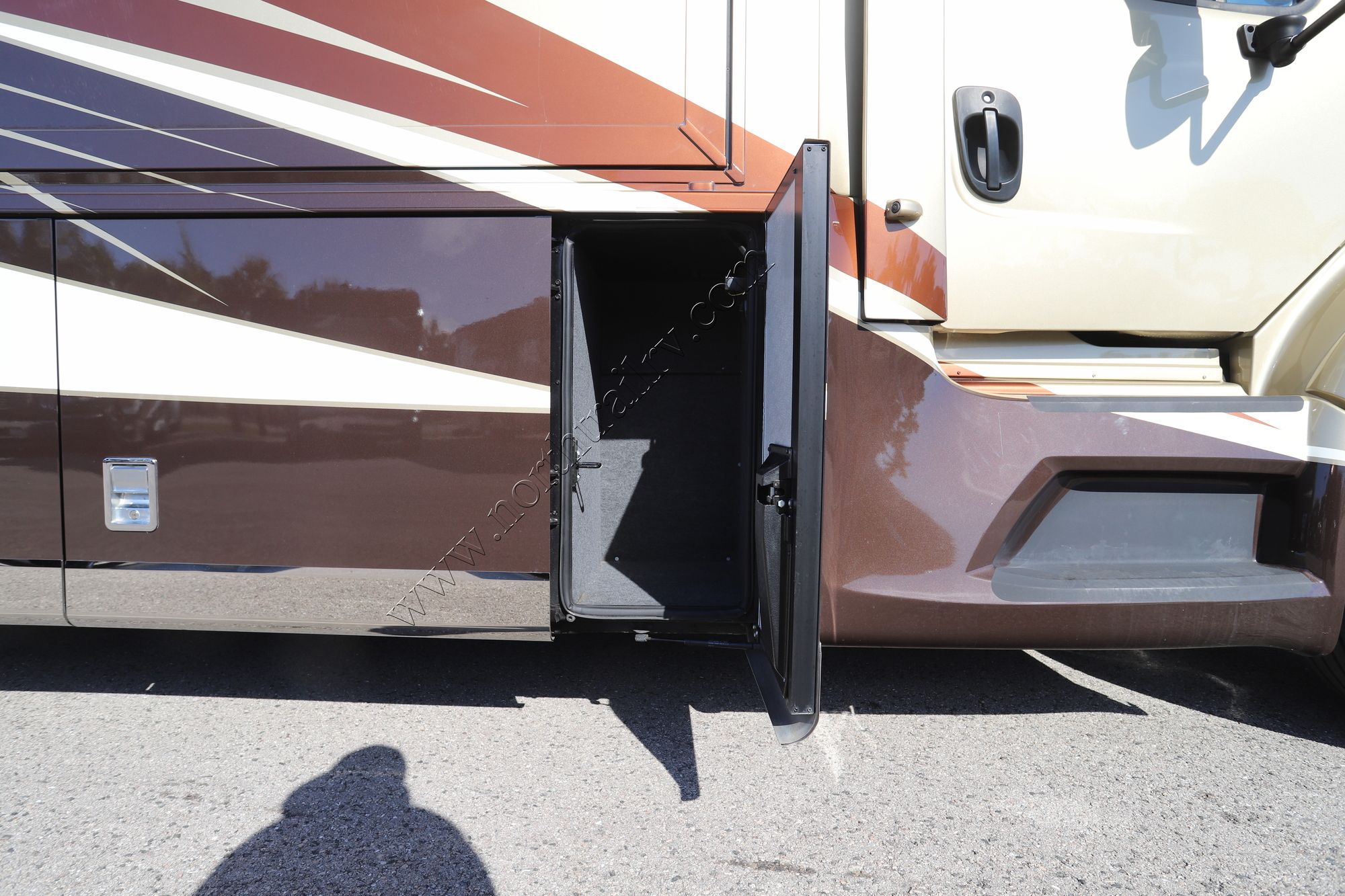 Used 2023 Newmar Supreme Aire 4530 Super C  For Sale