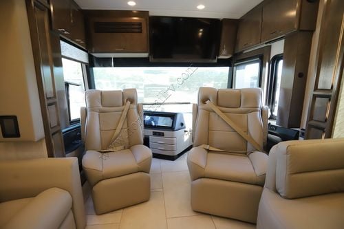 2026 Newmar Mountain Aire 3825