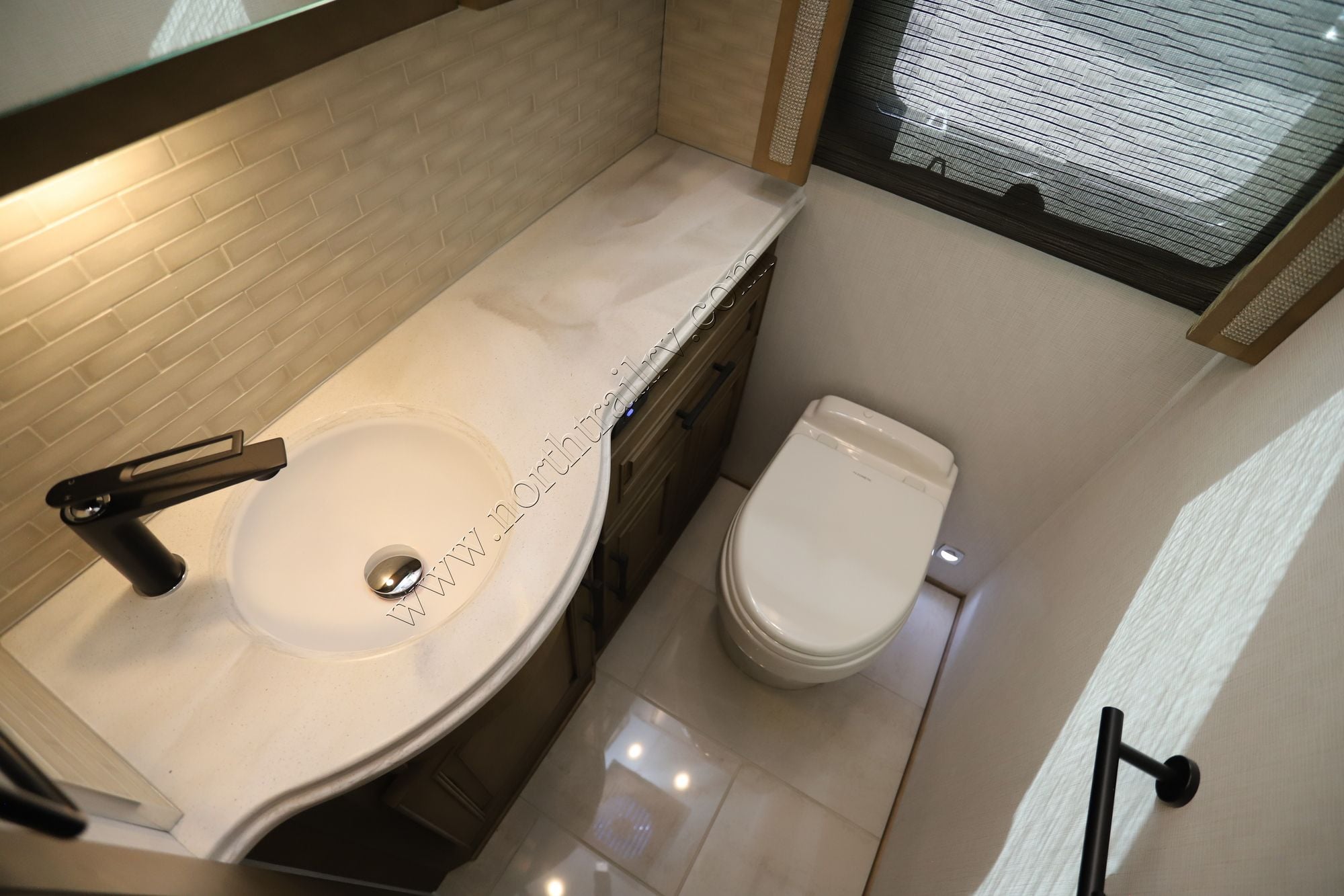 New 2026 Newmar London Aire 4569 Class A  For Sale