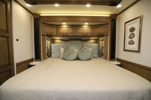 2026 Newmar London Aire 4569