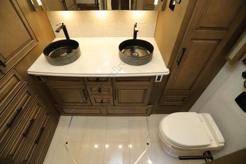 2026 Newmar London Aire 4569