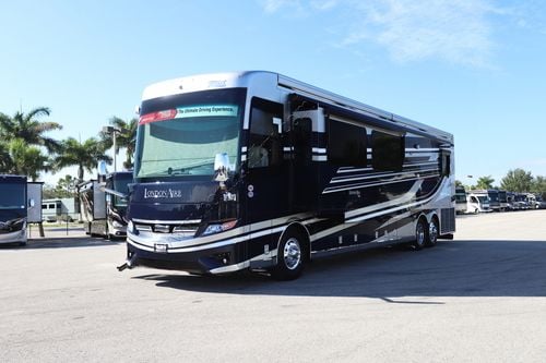 2026 Newmar London Aire 4569