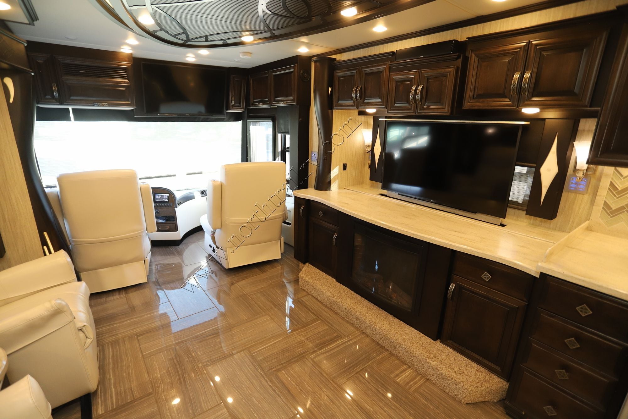 Used 2017 Newmar London Aire 4519 Class A  For Sale