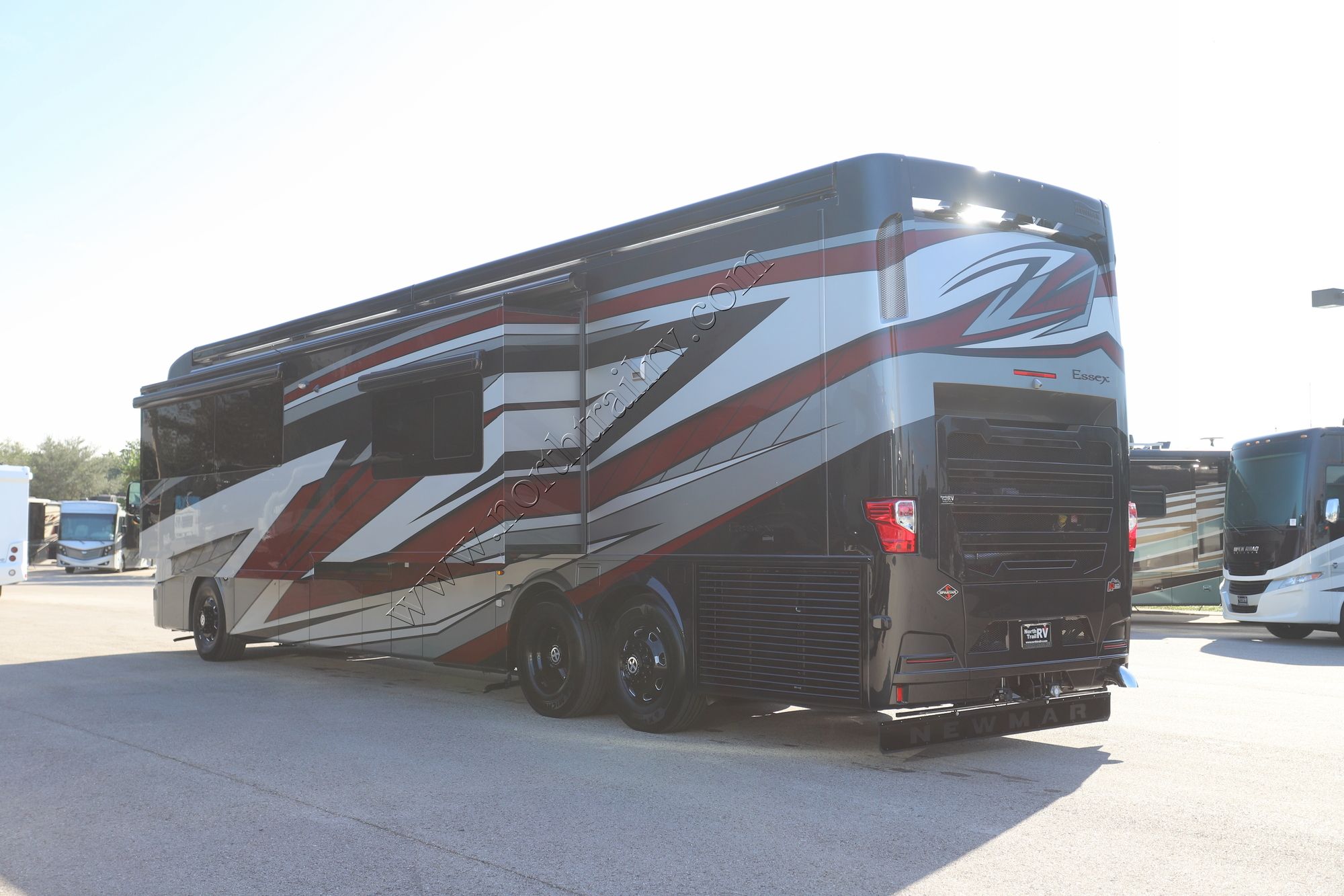 New 2026 Newmar Essex 4551 Class A  For Sale