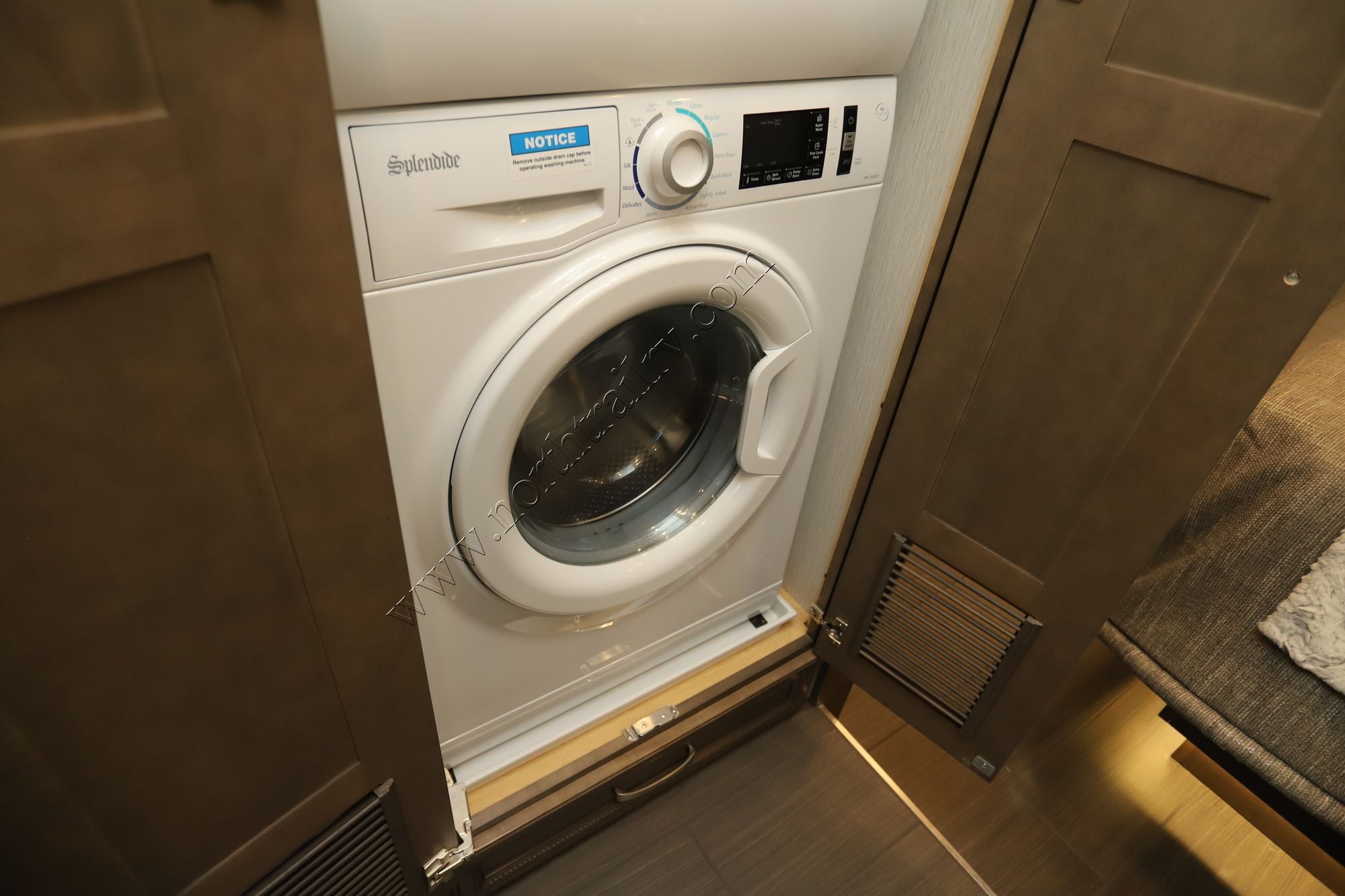 New 2026 Newmar Essex 4551 Class A  For Sale