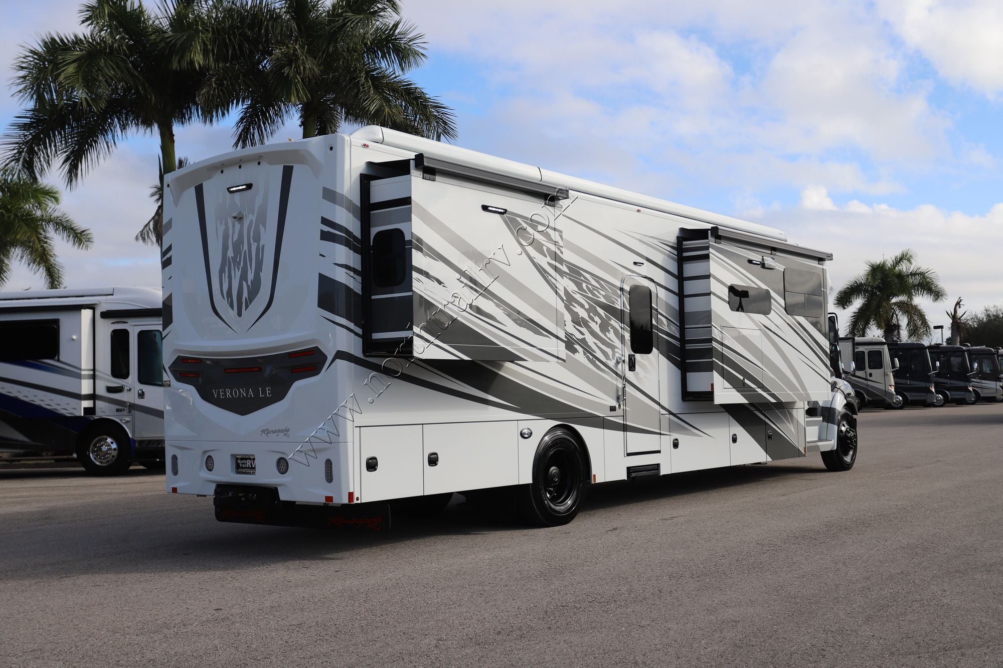 New 2026 Renegade Rv Verona Le 40LTS Super C  For Sale