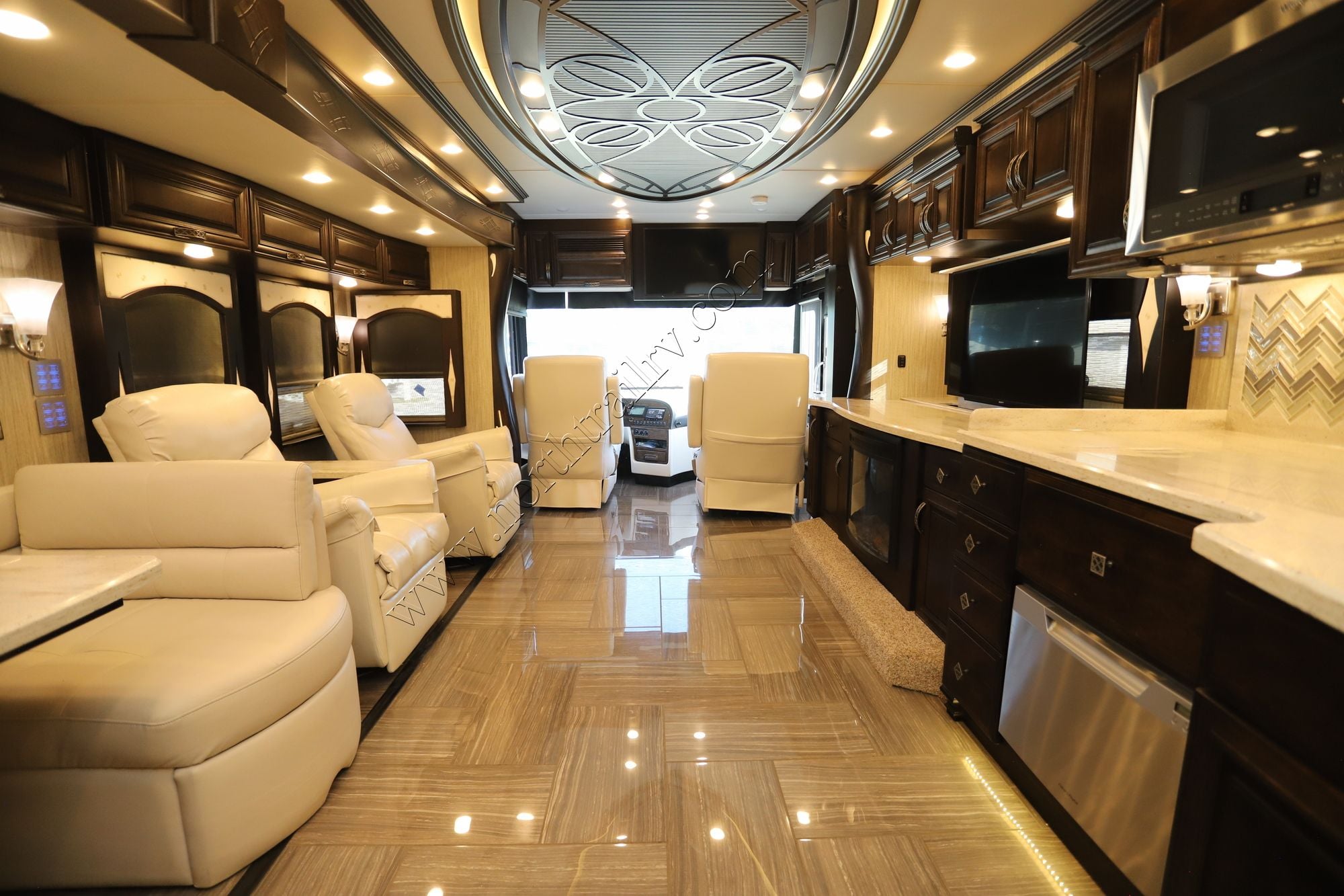 Used 2017 Newmar London Aire 4519 Class A  For Sale