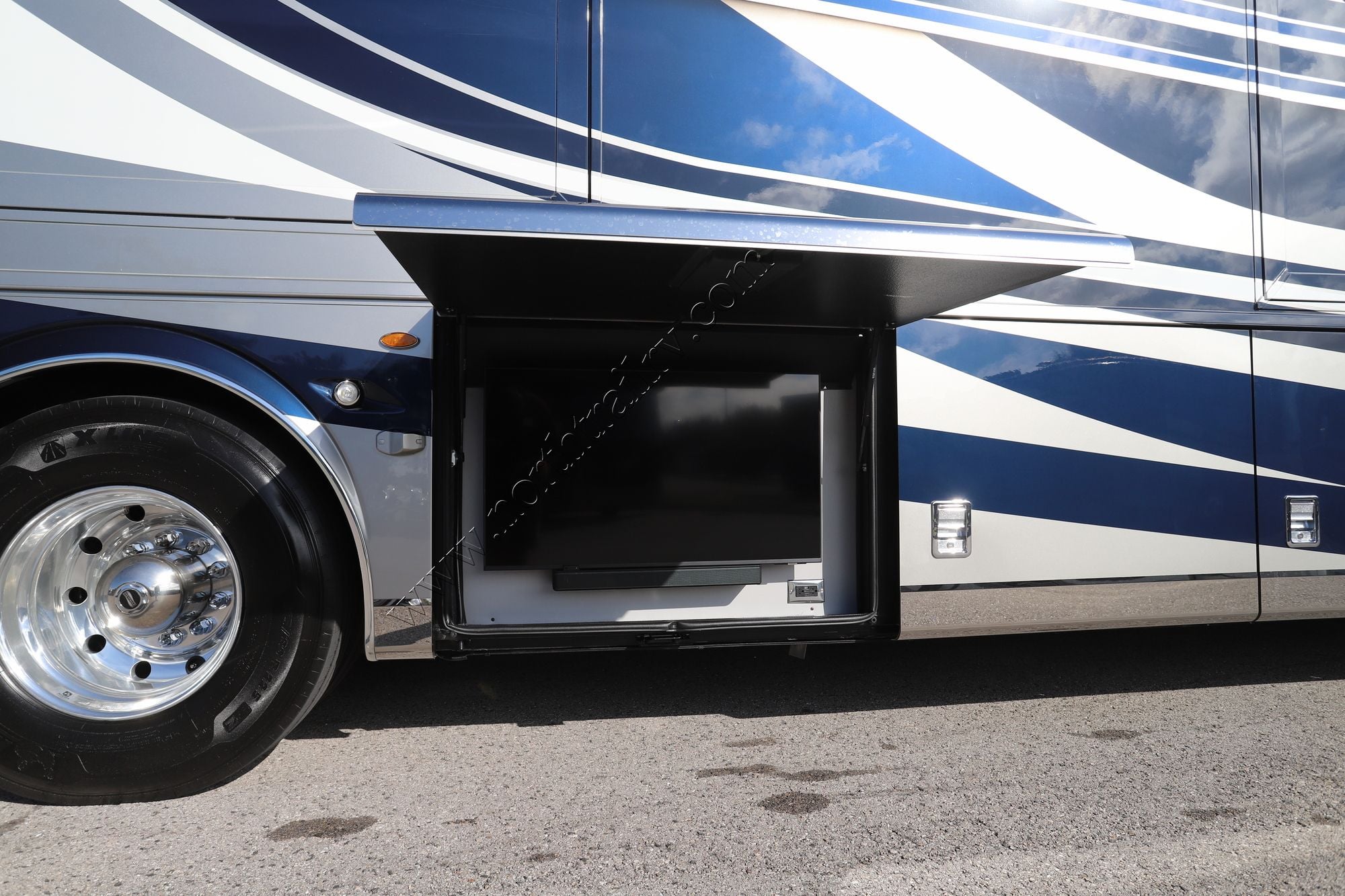 New 2026 Newmar London Aire 4569 Class A  For Sale