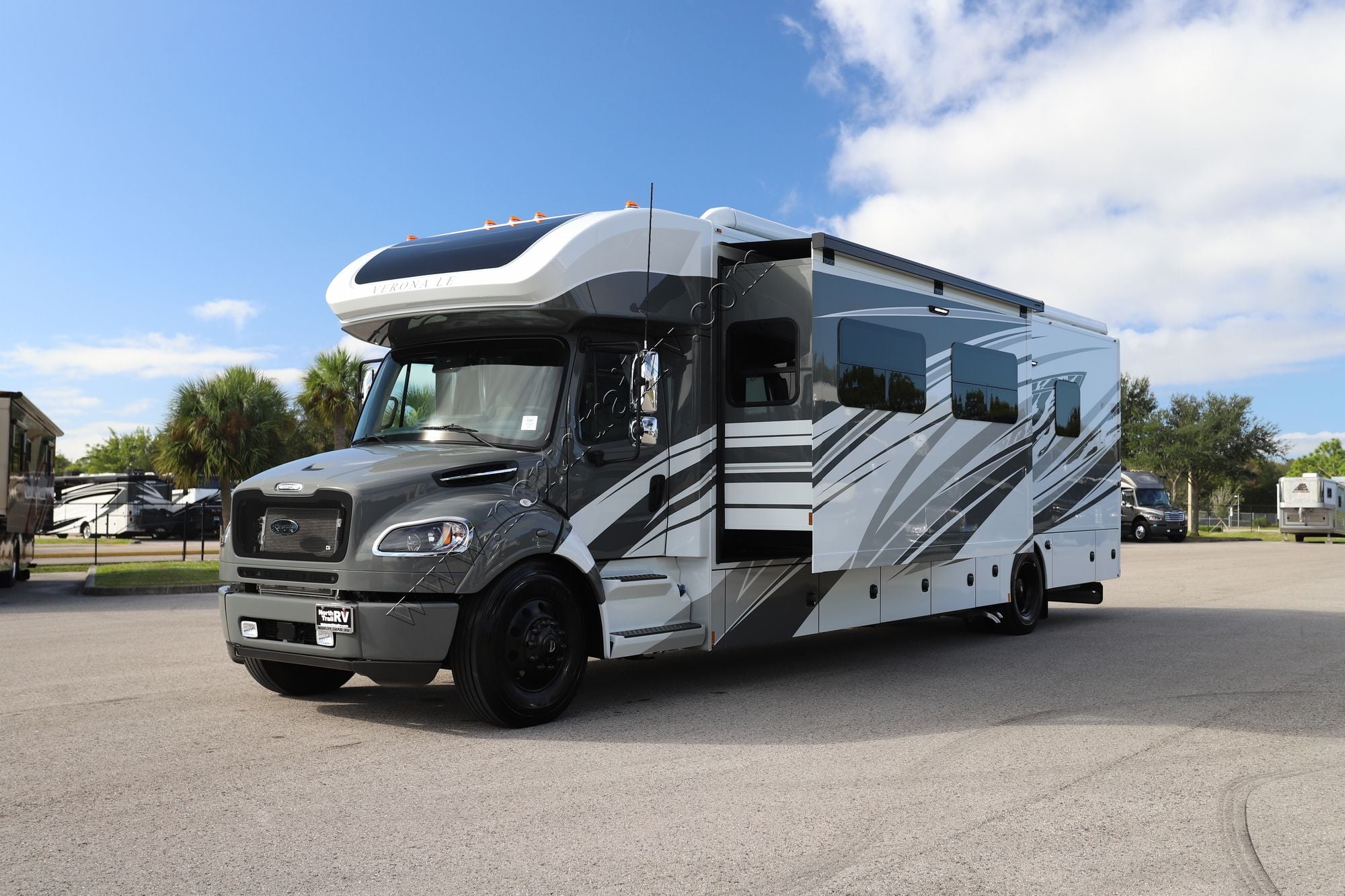 New 2026 Renegade Rv Verona Le 40LTS Super C  For Sale