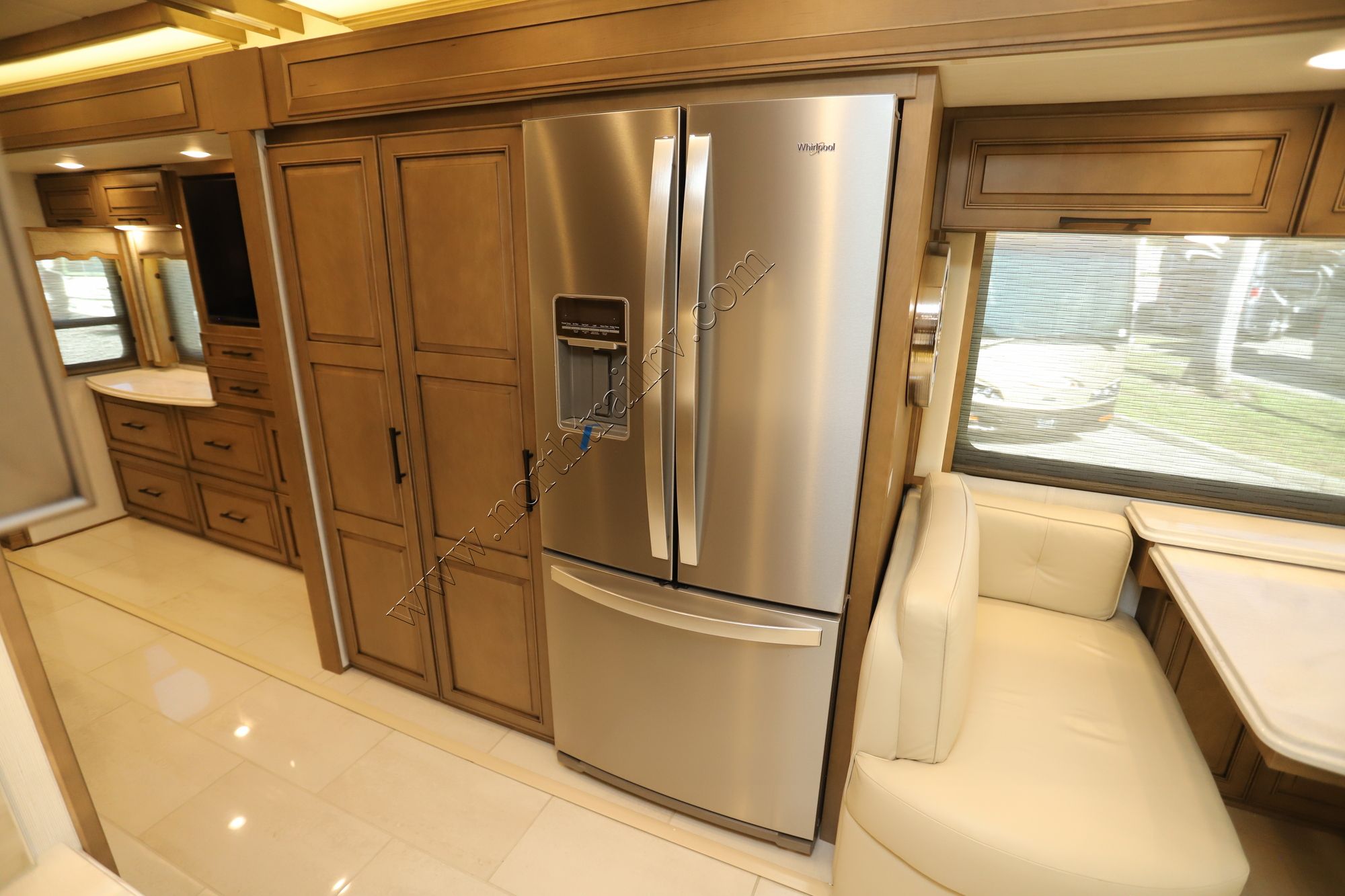 New 2026 Newmar London Aire 4569 Class A  For Sale