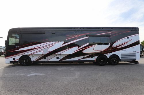 2026 Tiffin Motor Homes Zephyr 45FZ