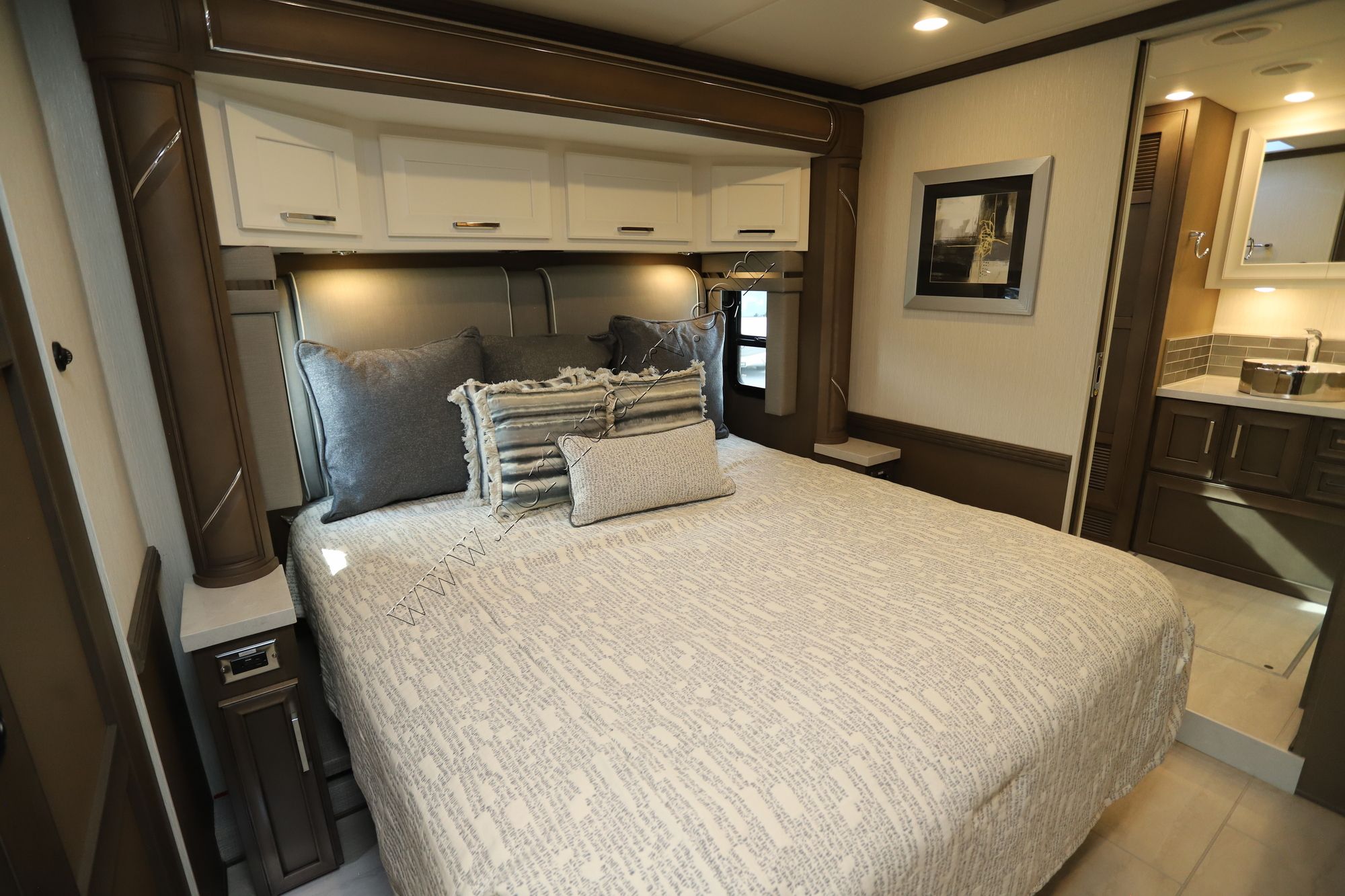 New 2026 Newmar Ventana 4340 Class A  For Sale