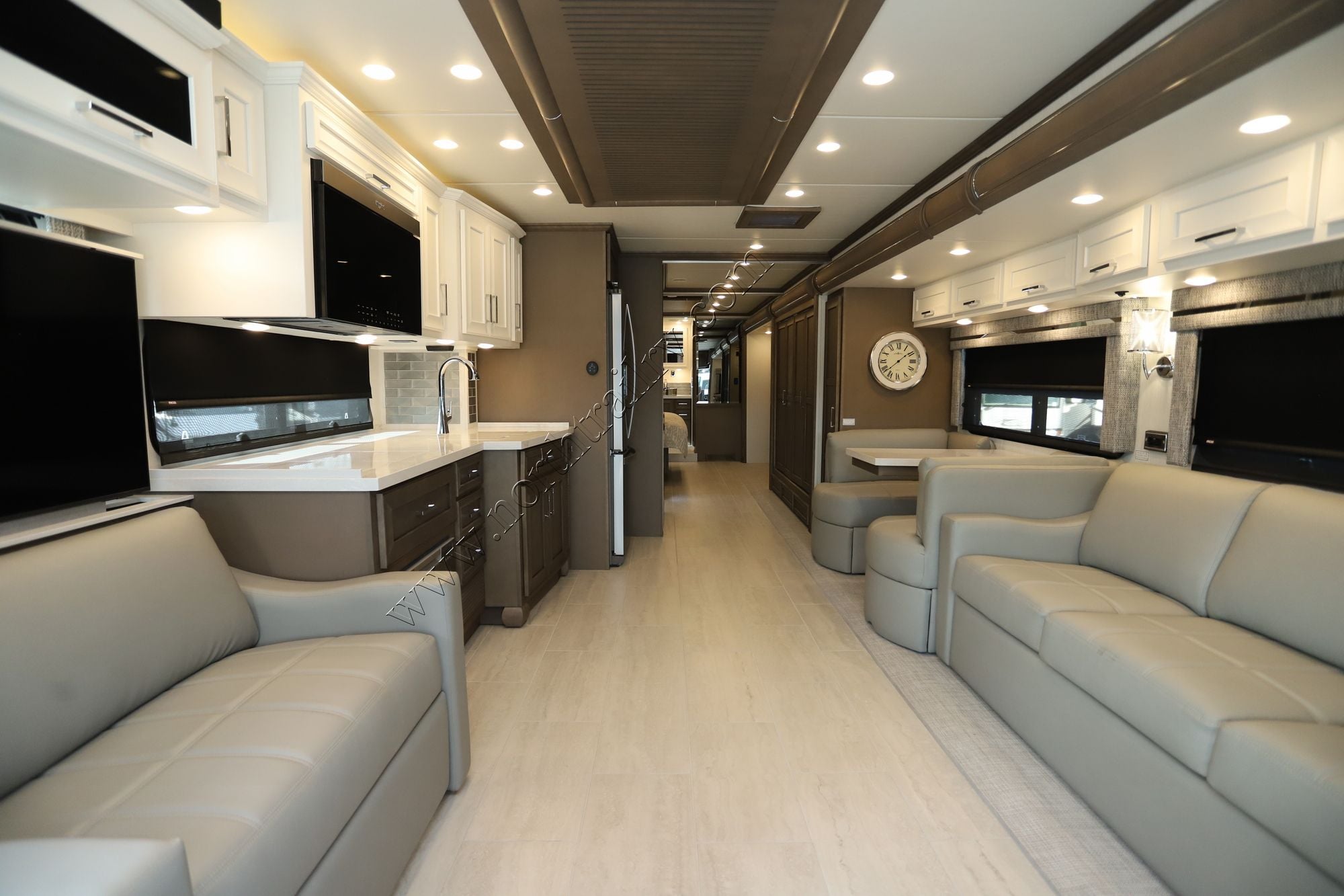 New 2026 Newmar Ventana 4340 Class A  For Sale