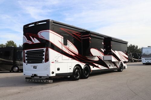 2026 Tiffin Motor Homes Zephyr 45FZ
