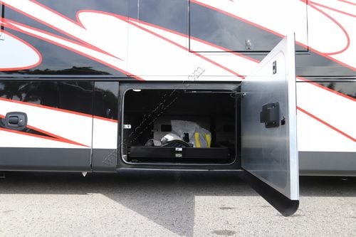 2026 Tiffin Motor Homes Zephyr 45FZ