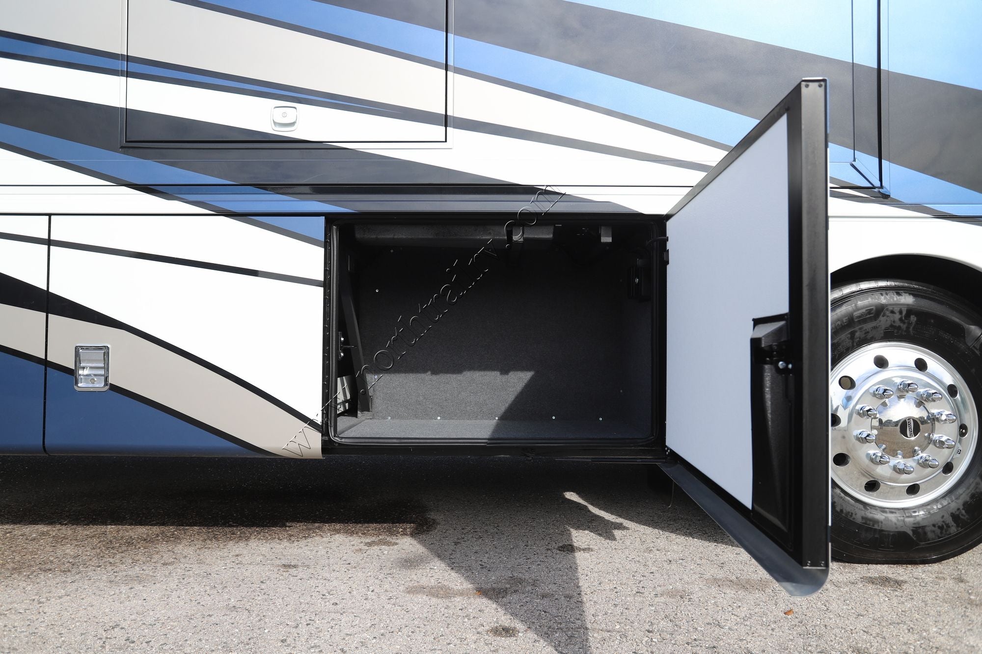 New 2026 Newmar Ventana 4340 Class A  For Sale