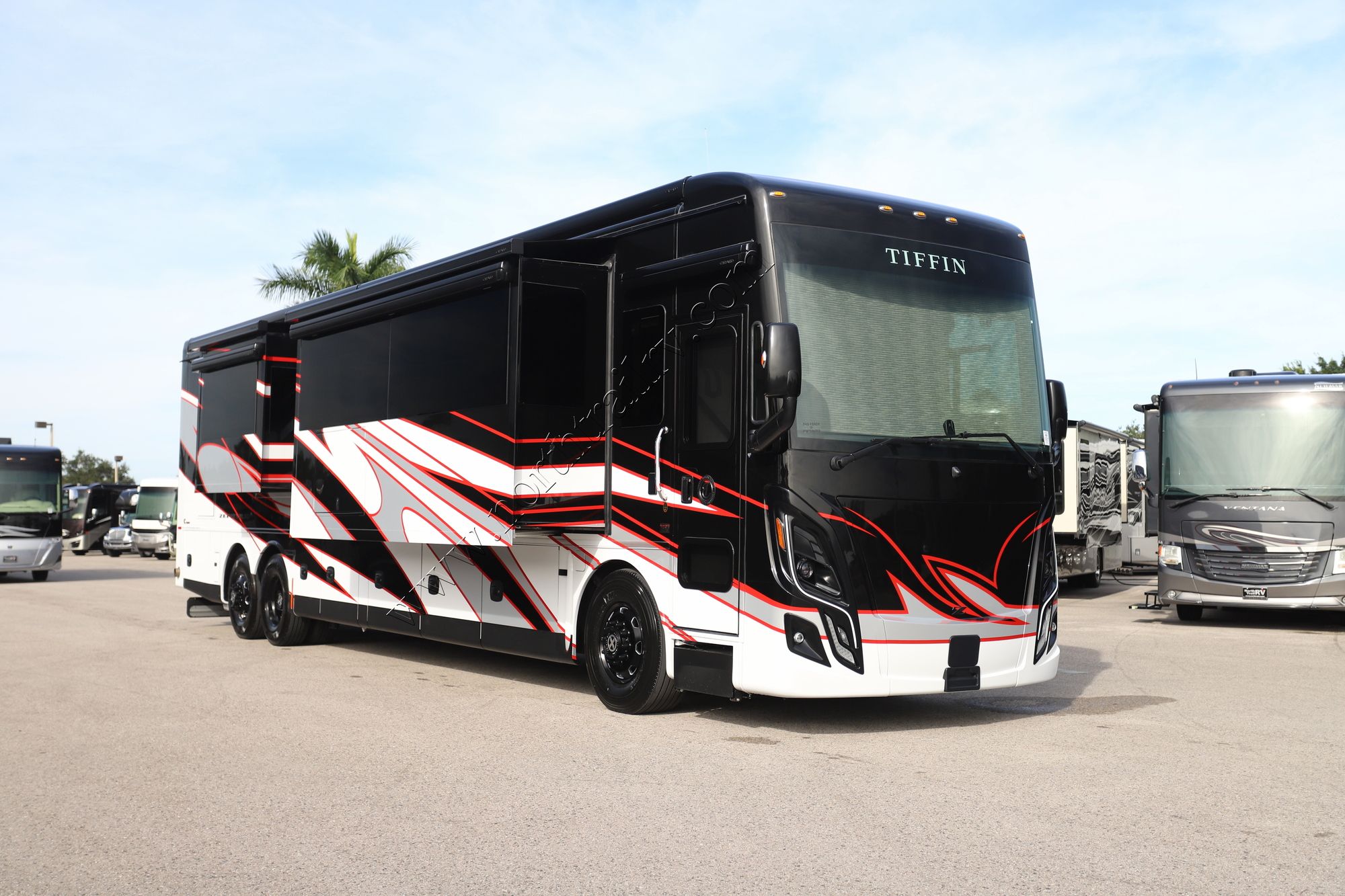 New 2026 Tiffin Motor Homes Zephyr 45FZ Class A  For Sale