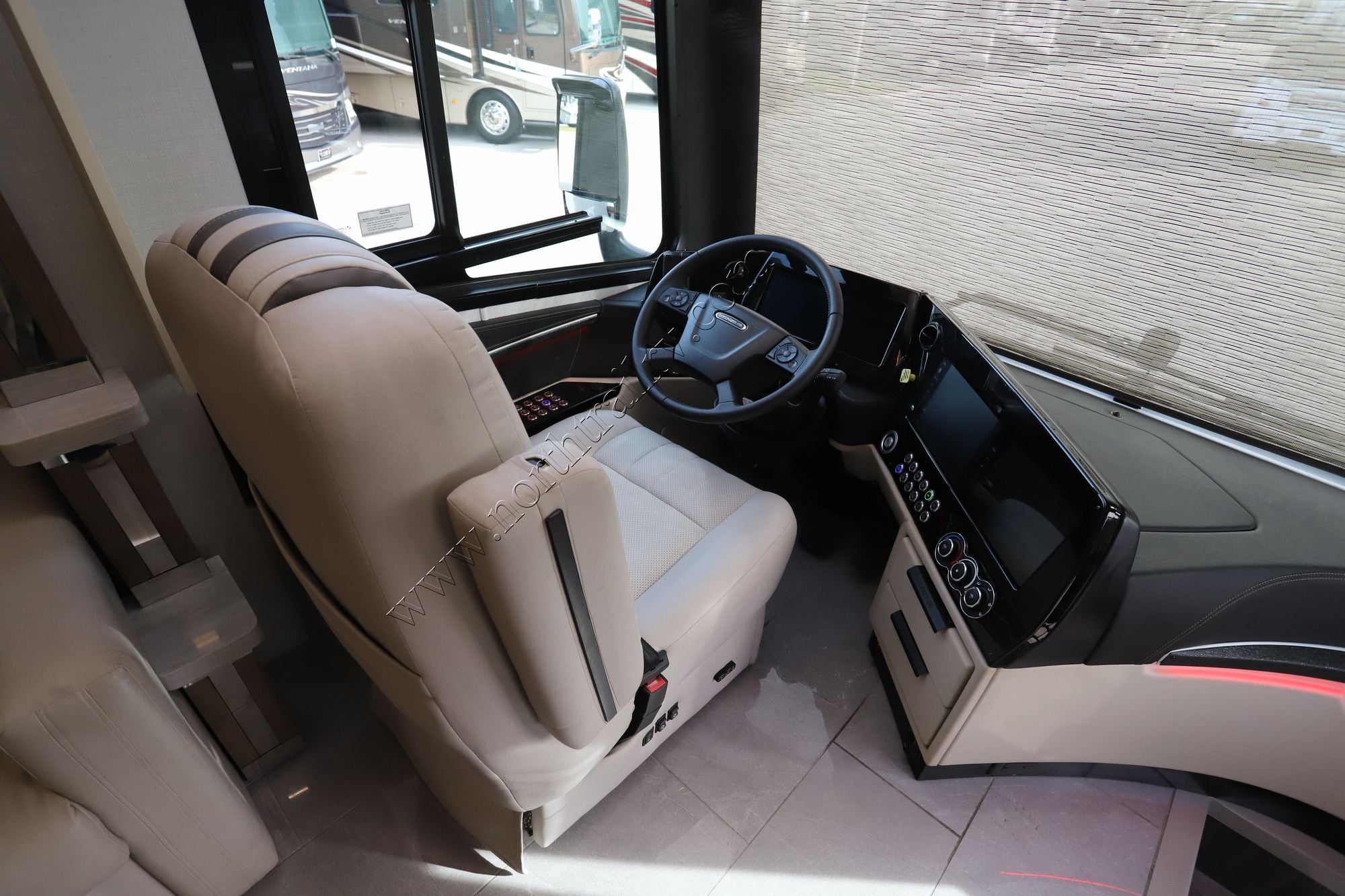 New 2026 Tiffin Motor Homes Zephyr 45FZ Class A  For Sale