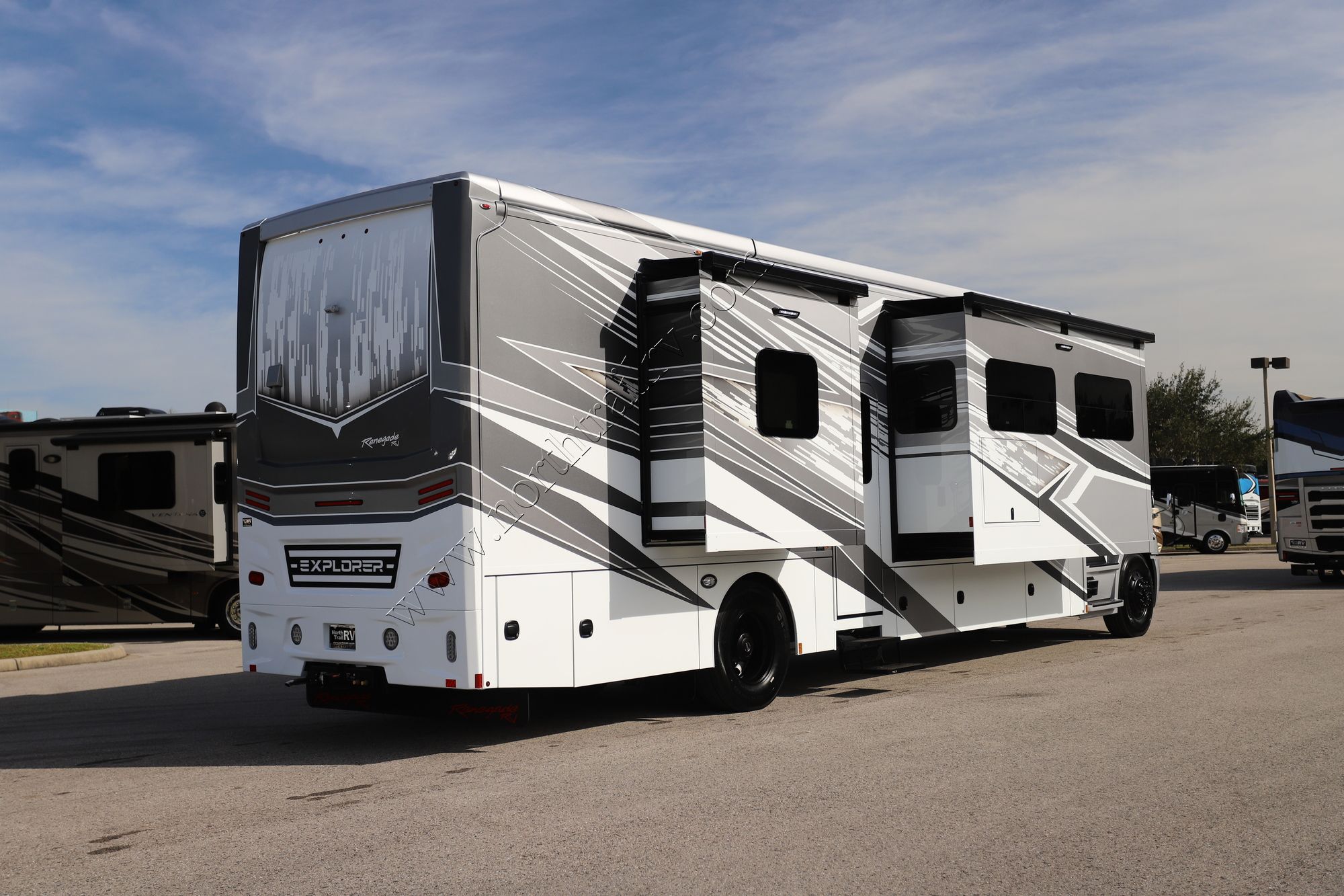 New 2026 Renegade Rv Explorer 40ERB Super C  For Sale
