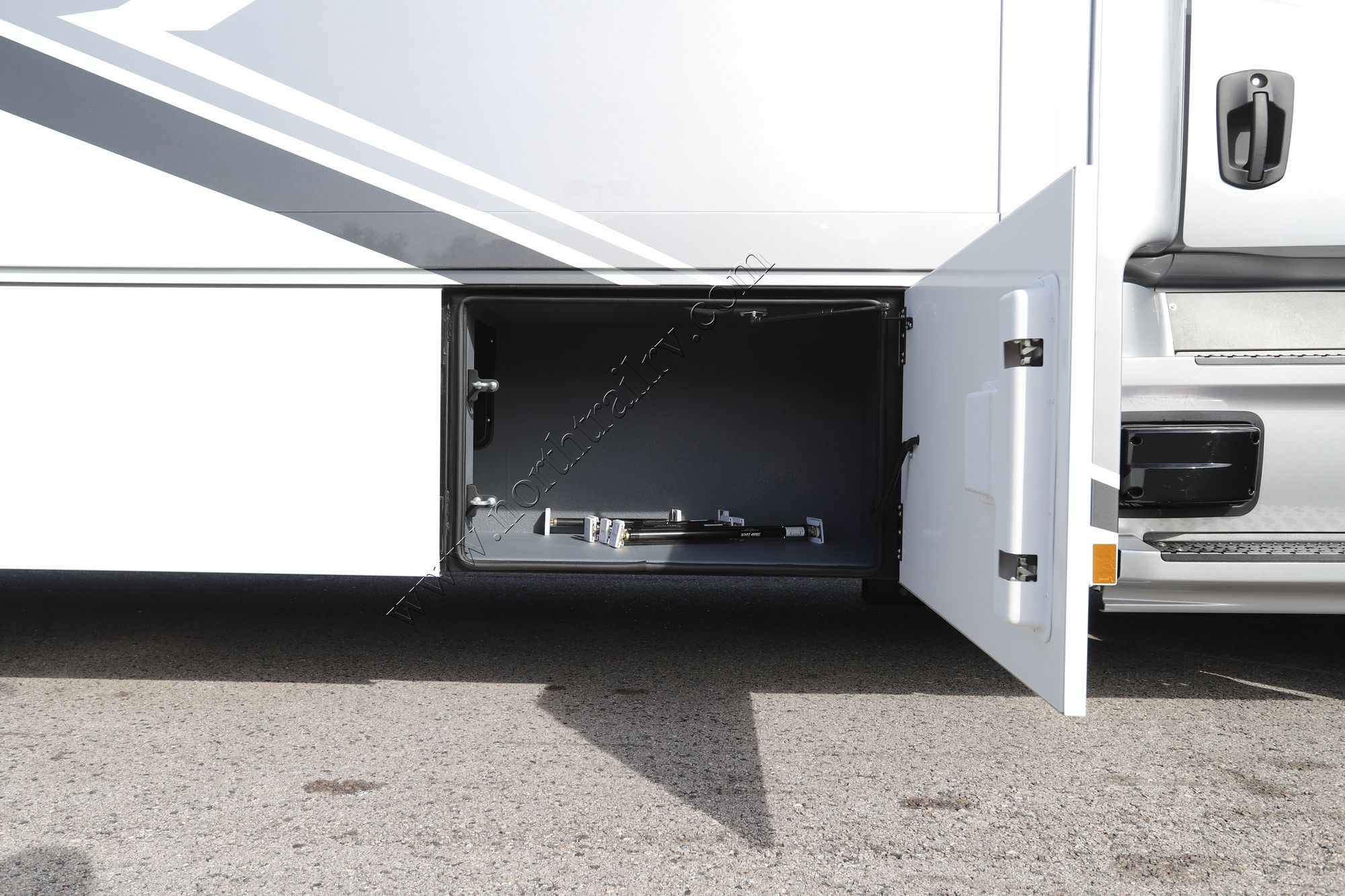 New 2026 Renegade Rv Explorer 40ERB Super C  For Sale