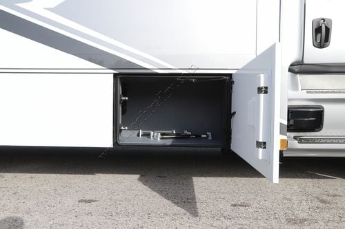 2026 Renegade Rv Explorer 40ERB