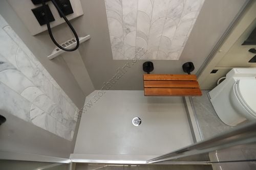 2026 Tiffin Motor Homes Zephyr 45FZ