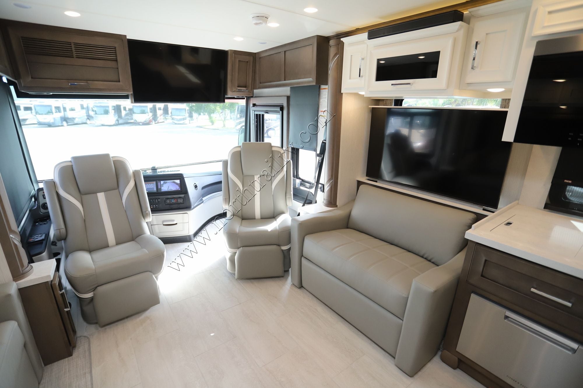 New 2026 Newmar Ventana 4340 Class A  For Sale
