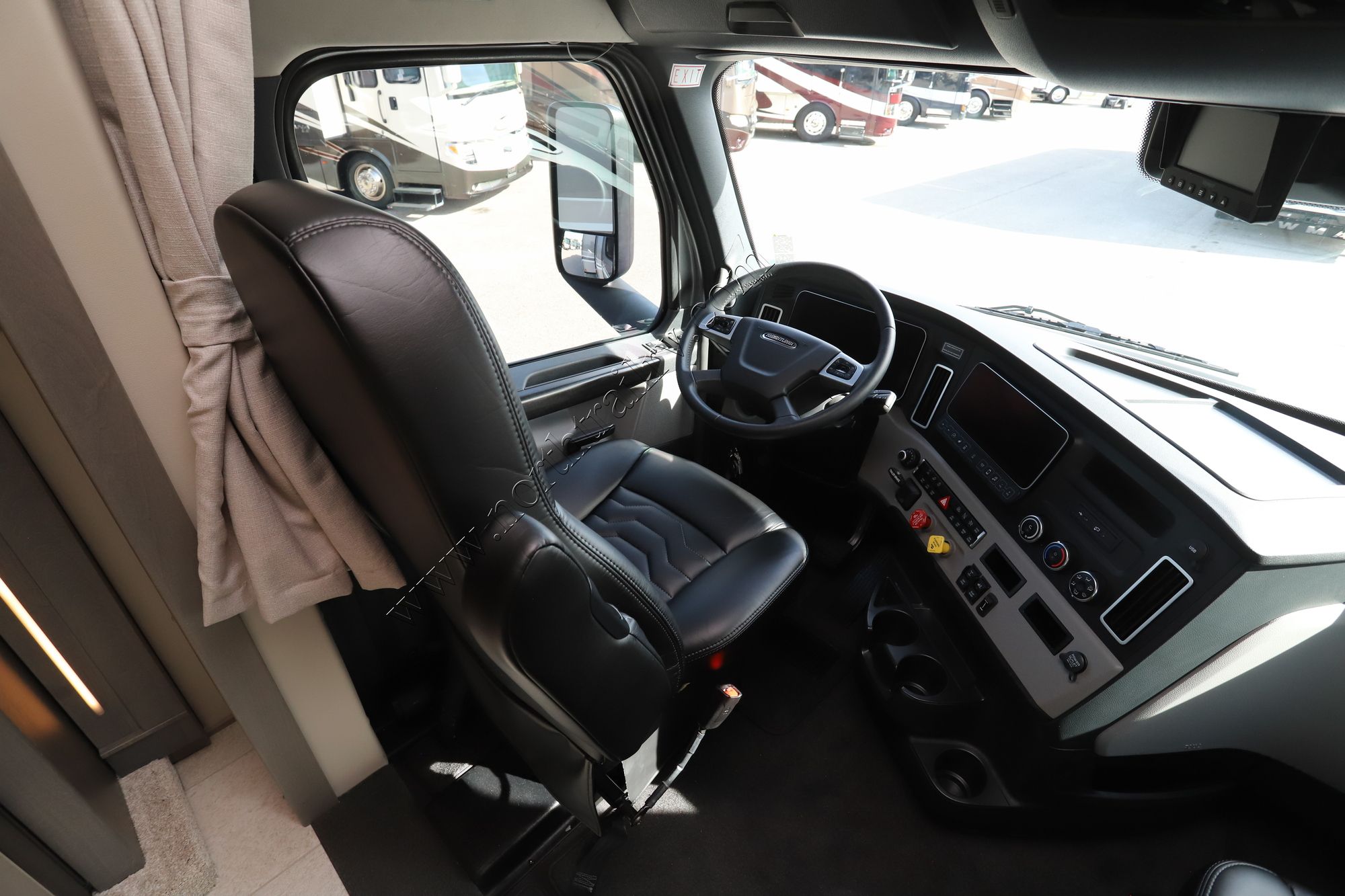 New 2026 Renegade Rv Explorer 40ERB Super C  For Sale