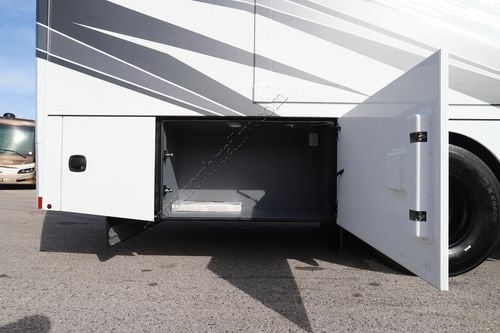 2026 Renegade Rv Explorer 40ERB