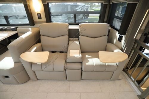 2026 Renegade Rv Explorer 40ERB