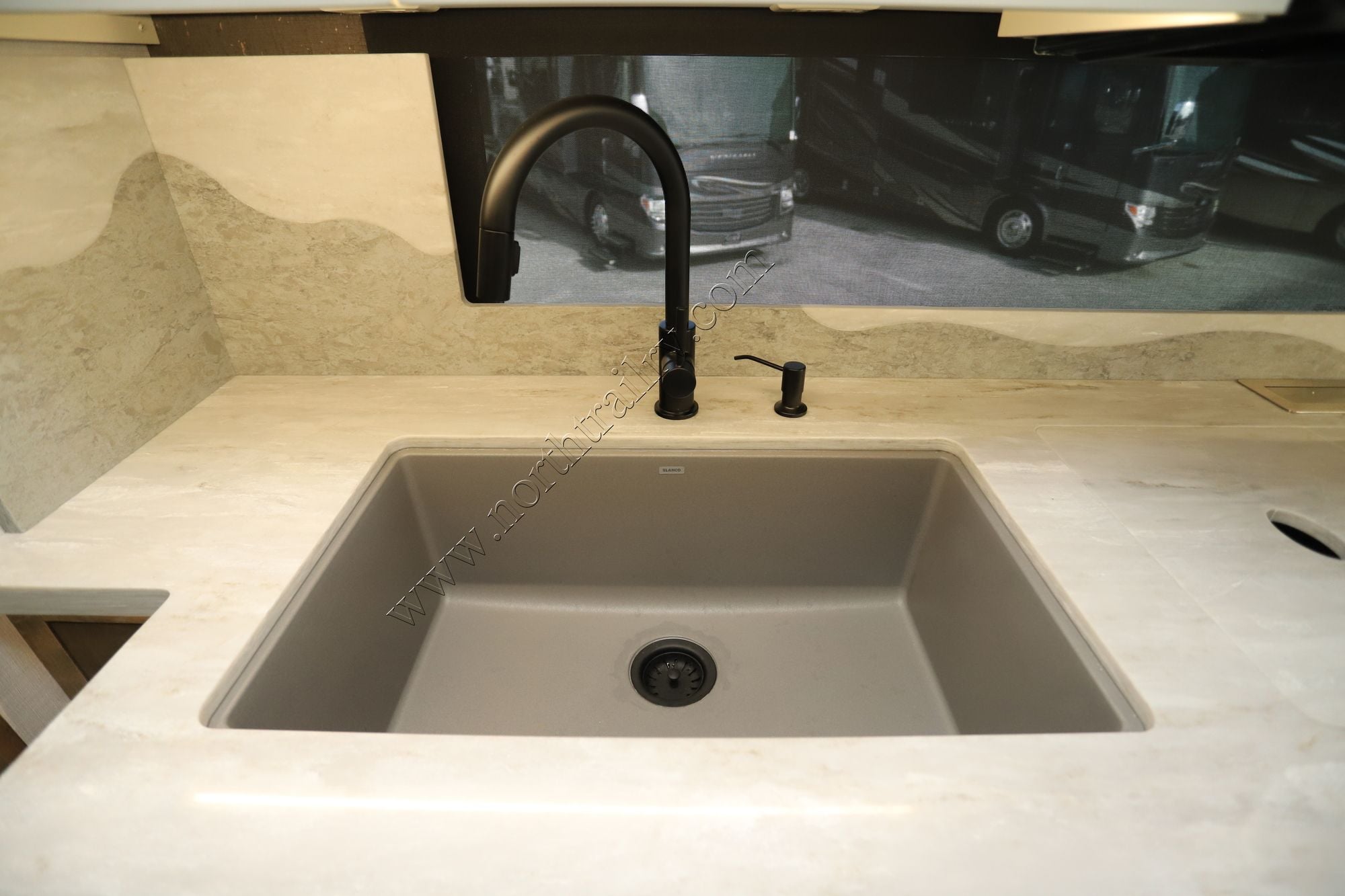 New 2026 Tiffin Motor Homes Zephyr 45FZ Class A  For Sale