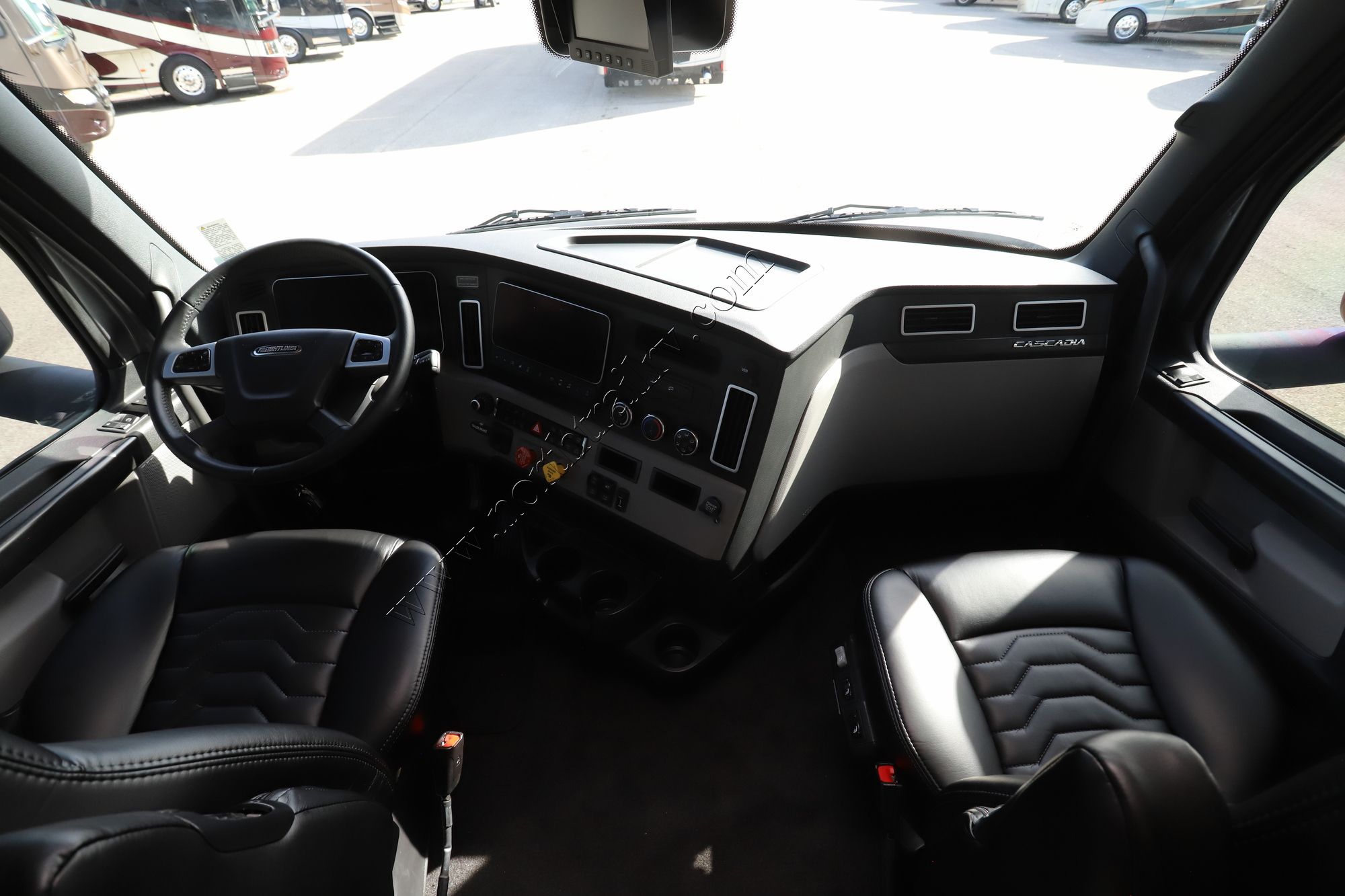 New 2026 Renegade Rv Explorer 40ERB Super C  For Sale