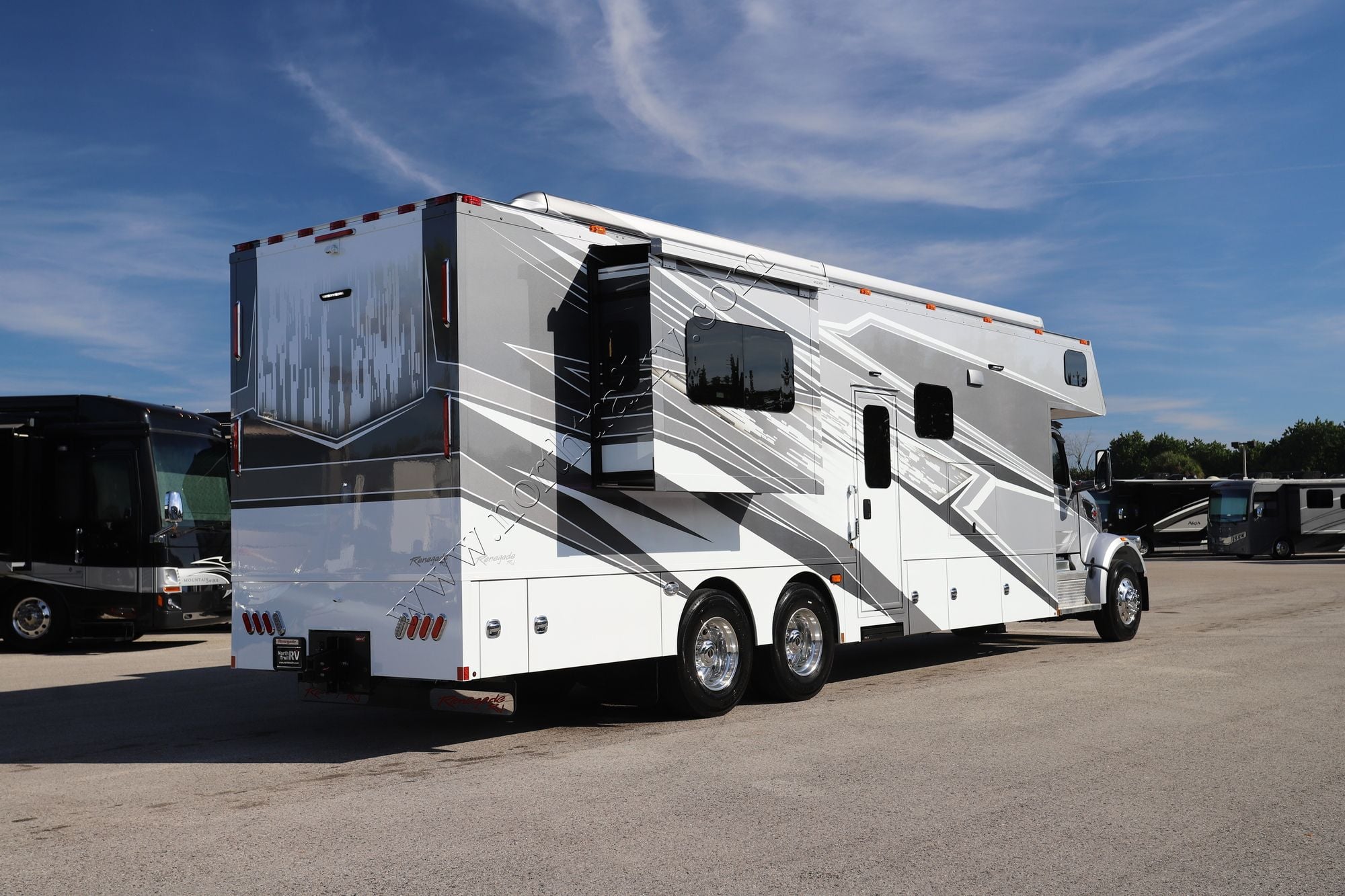 New 2026 Renegade Rv Classic 41CRB Super C  For Sale