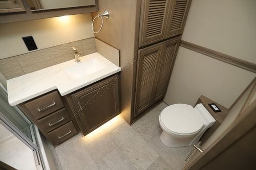 2026 Renegade Rv Explorer 40ERB