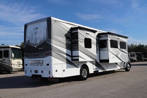 2026 Renegade Rv Explorer 40ERB