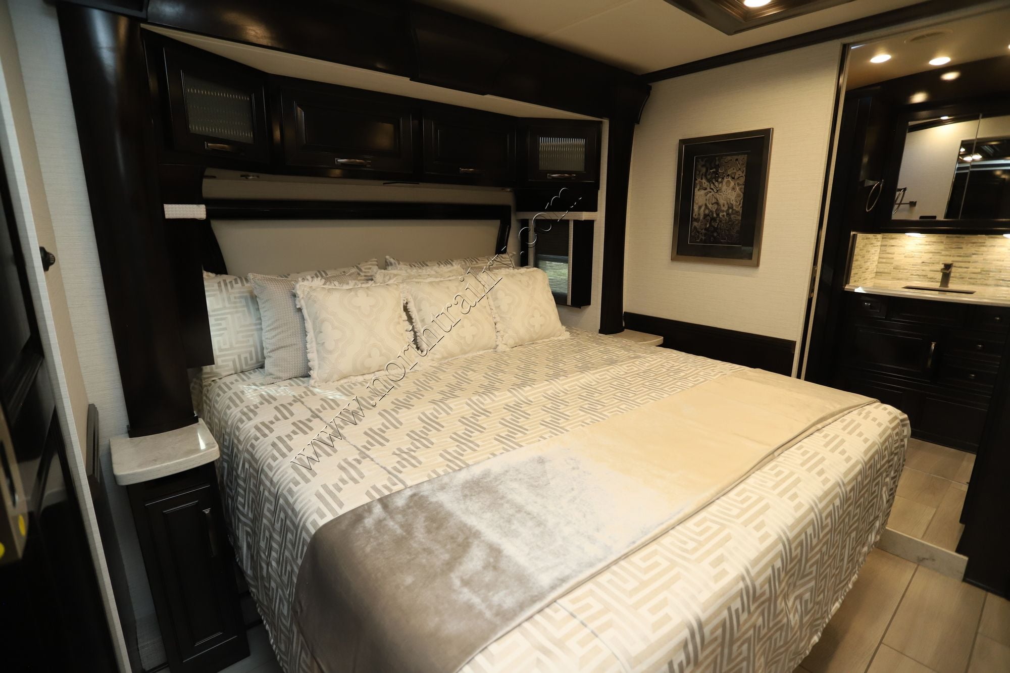 New 2026 Newmar Dutch Star 4340 Class A  For Sale