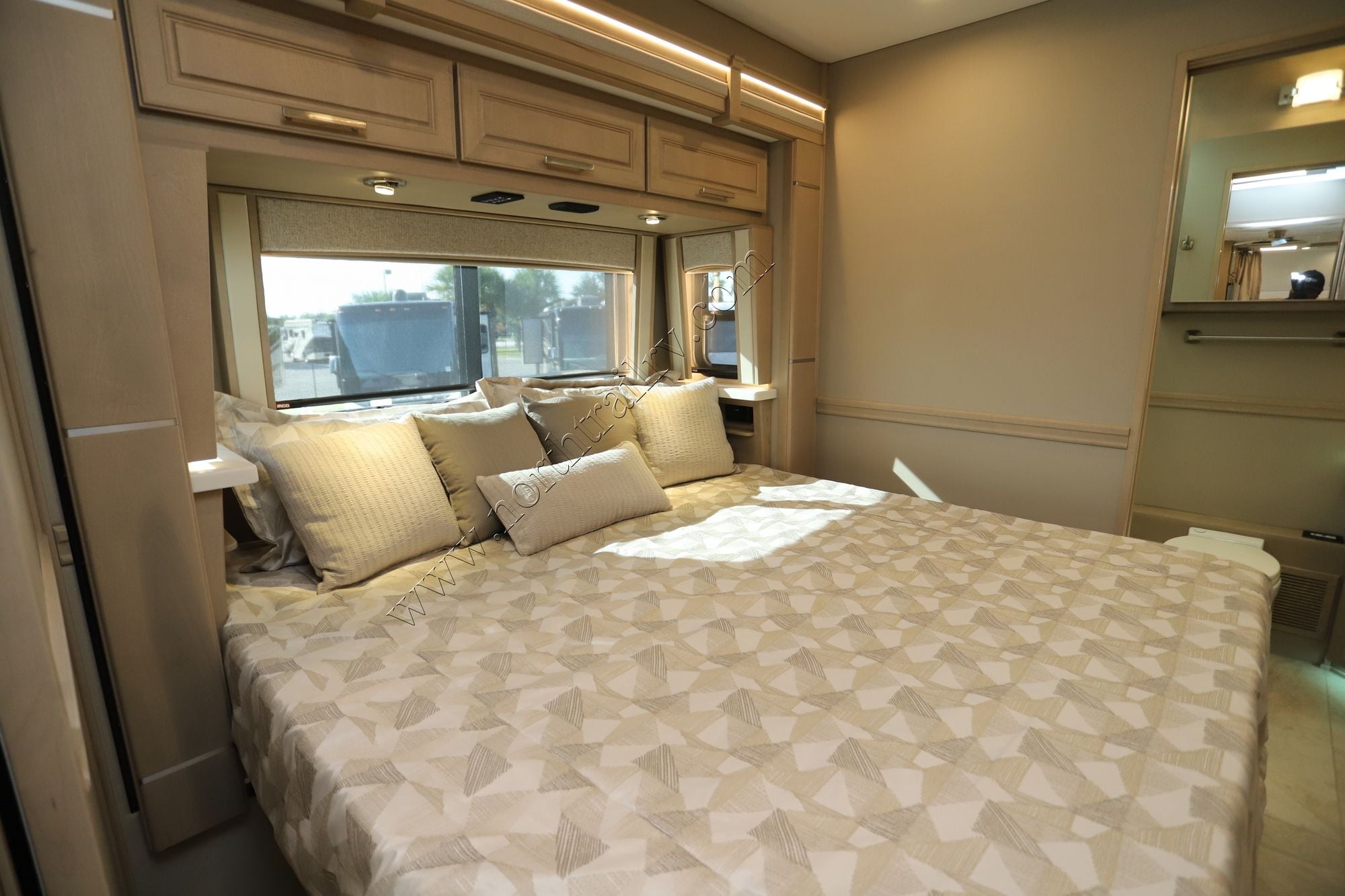 New 2026 Renegade Rv Classic 41CRB Super C  For Sale