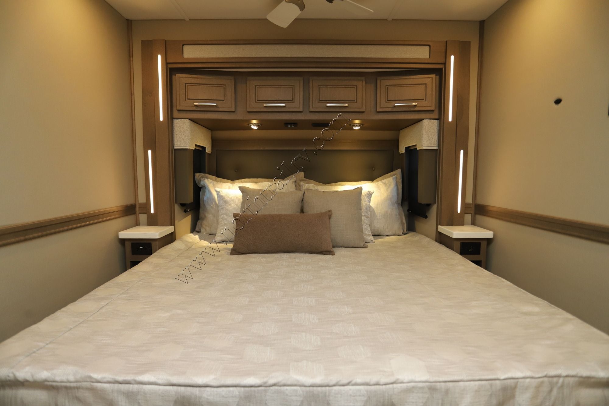 New 2026 Renegade Rv Explorer 40ERB Super C  For Sale