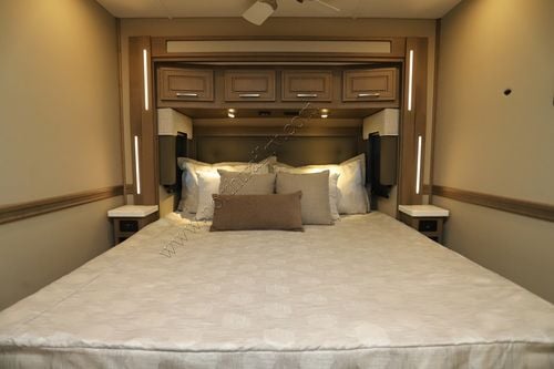 2026 Renegade Rv Explorer 40ERB