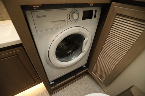 2026 Renegade Rv Explorer 40ERB