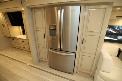 2023 Newmar Dutch Star 4325