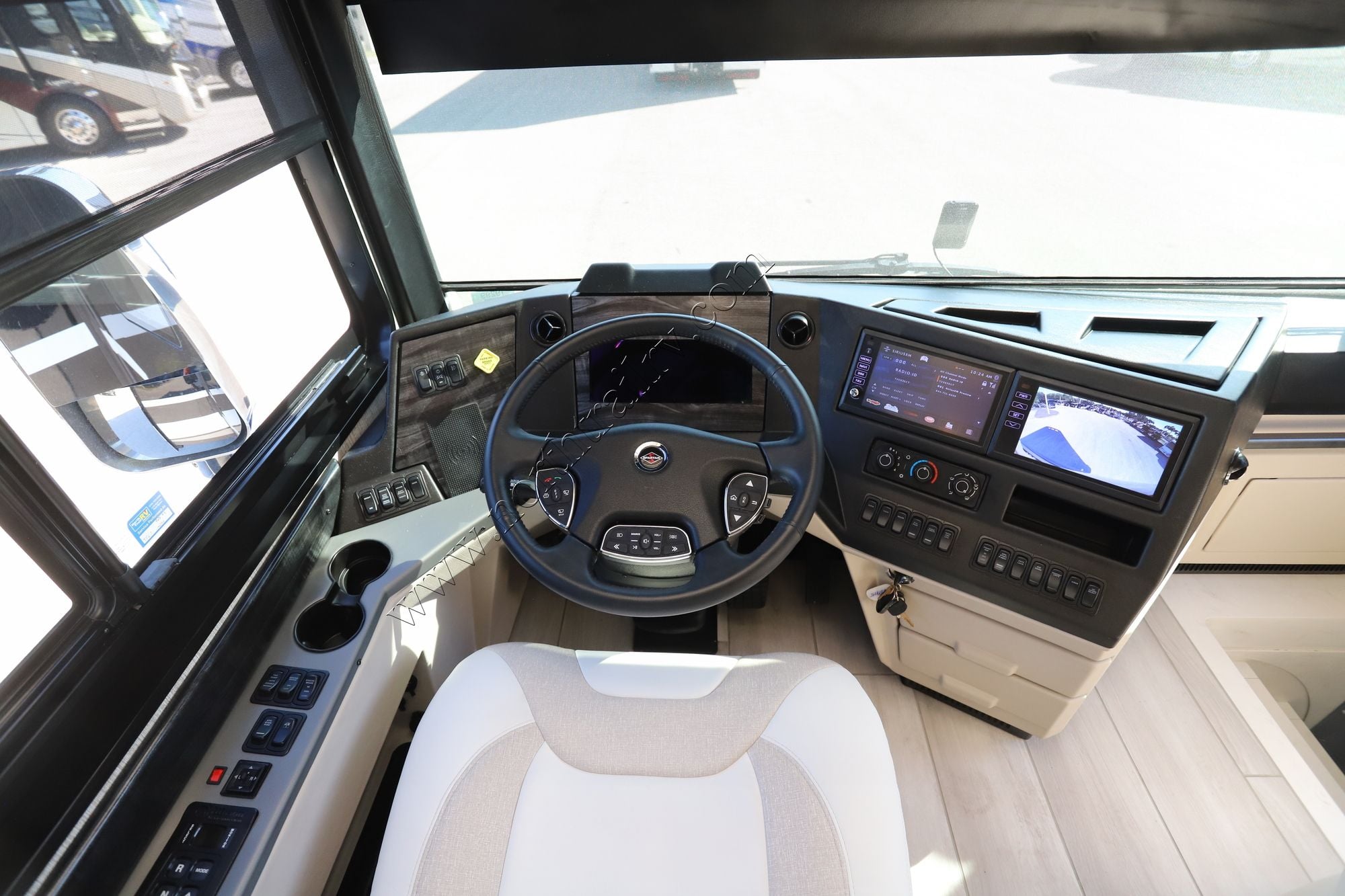 Used 2023 Newmar Dutch Star 4325 Class A  For Sale