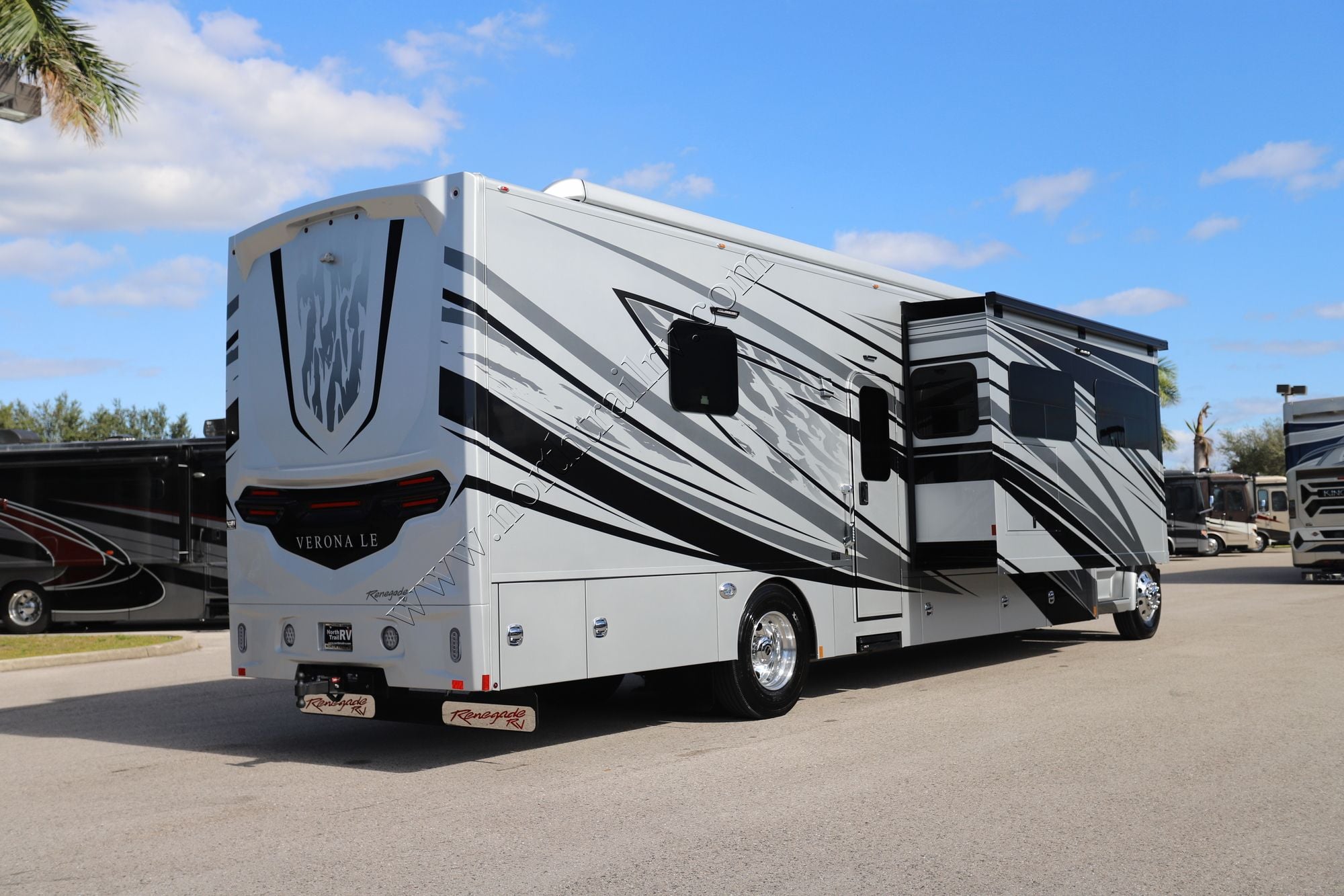 New 2026 Renegade Rv Verona Le 40LRB Super C  For Sale