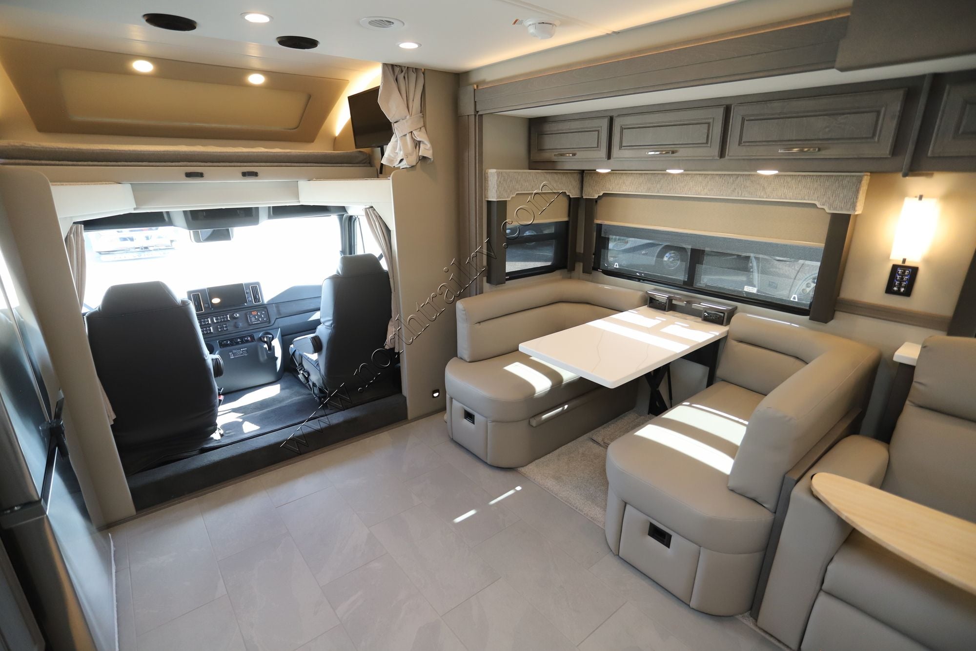 New 2026 Renegade Rv Verona Le 40LRB Super C  For Sale